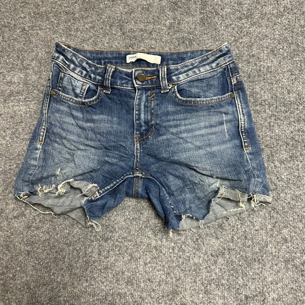 Zara Denim Shorts Womens Size 26 Blue Cutoff Frayed Hem Distressed Casual Summer